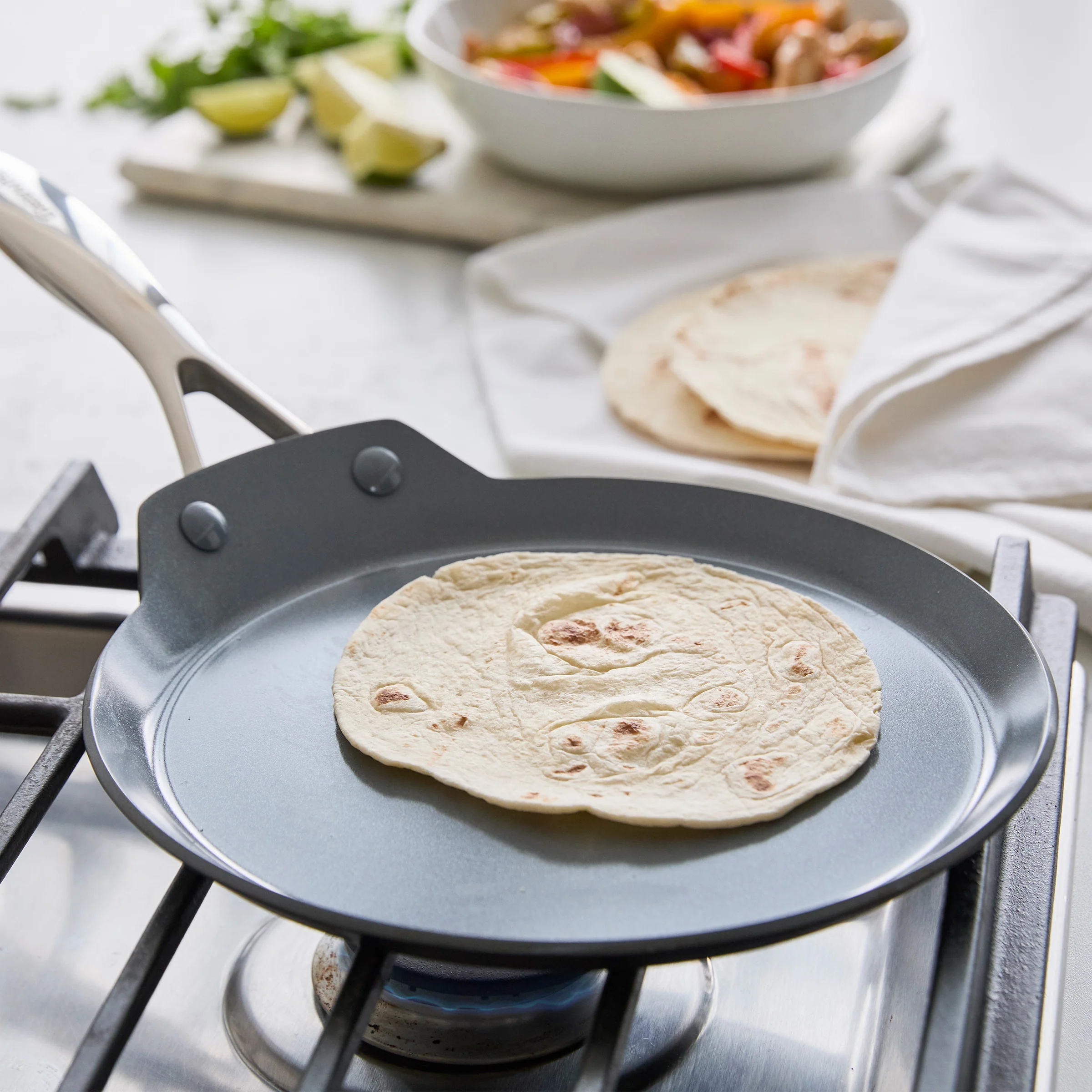 Valencia Pro Ceramic Nonstick 9.5" Crepe Pan - Image 7