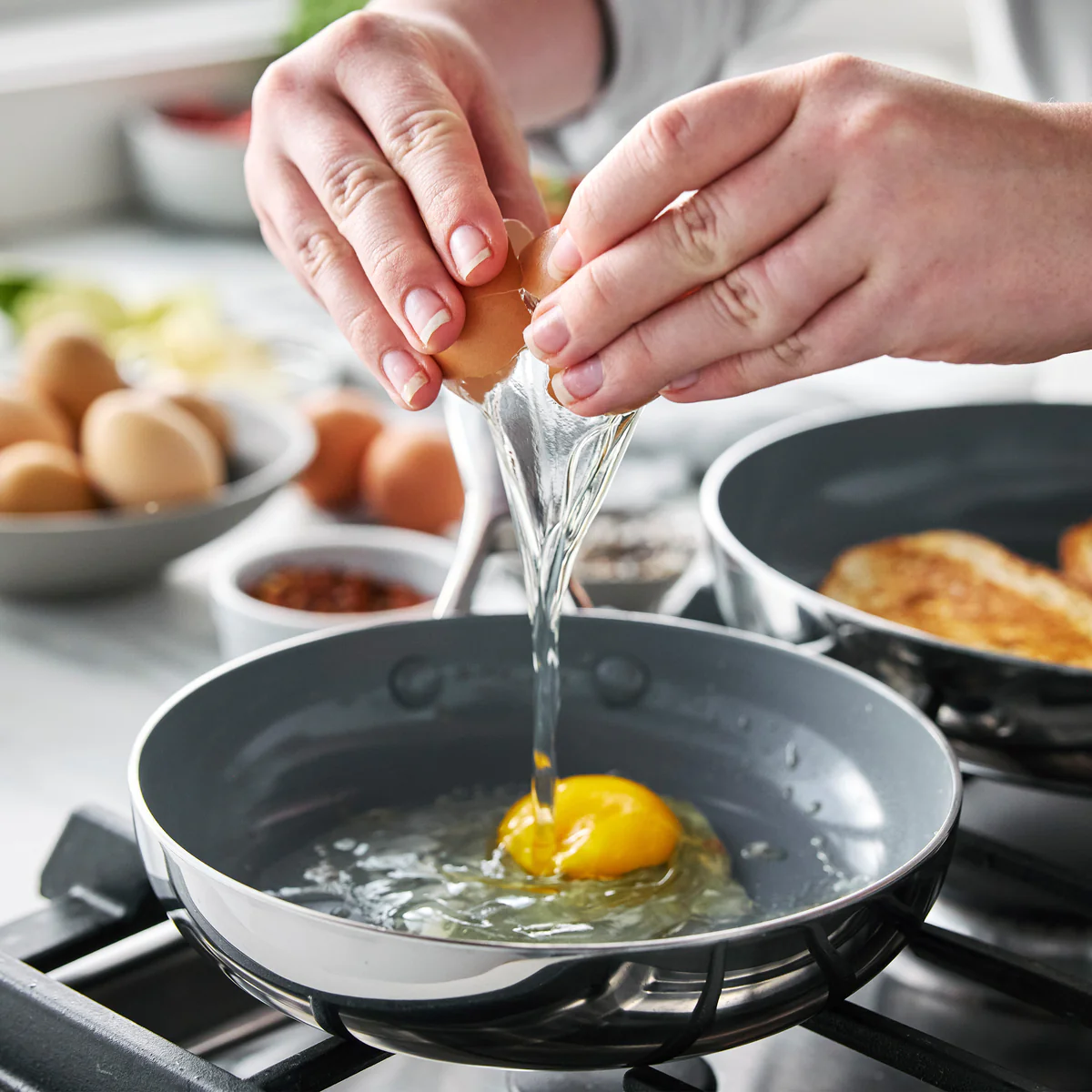 Valencia Pro Stainless Steel 8" and 10" Frypan Set - Image 5